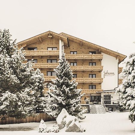 Hotel Johanna Mitten Im Oetztal Умгаузен Екстер'єр фото